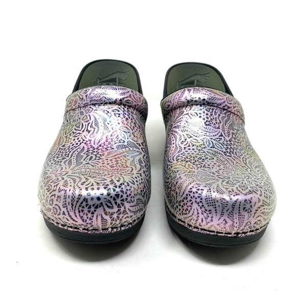 Dansko XP 2.0 Professional Nurse Clogs – Lacy Leather - Picture 3 of 7